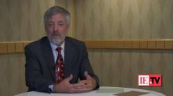 CIFPs 2015: Beat the robo-advisor competition