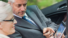 Advisor and client alternate text for this image
