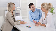 Couple meeting alternate text for this image