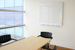 Meeting room alternate text for this image