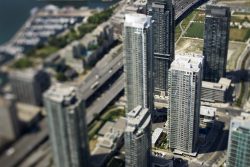 Toronto condos alternate text for this image
