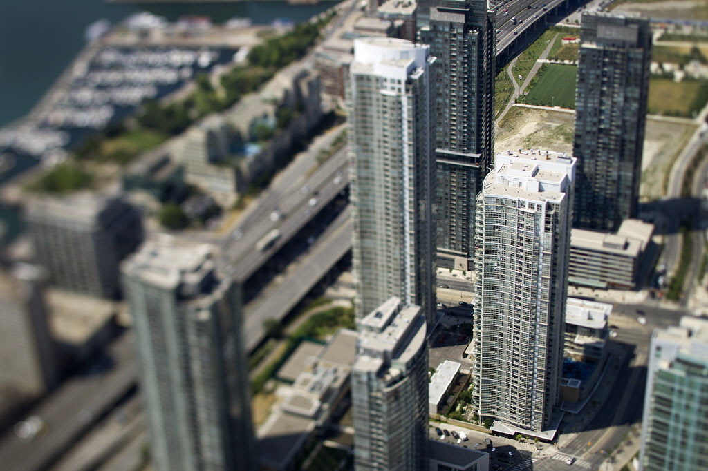 Toronto condos alternate text for this image