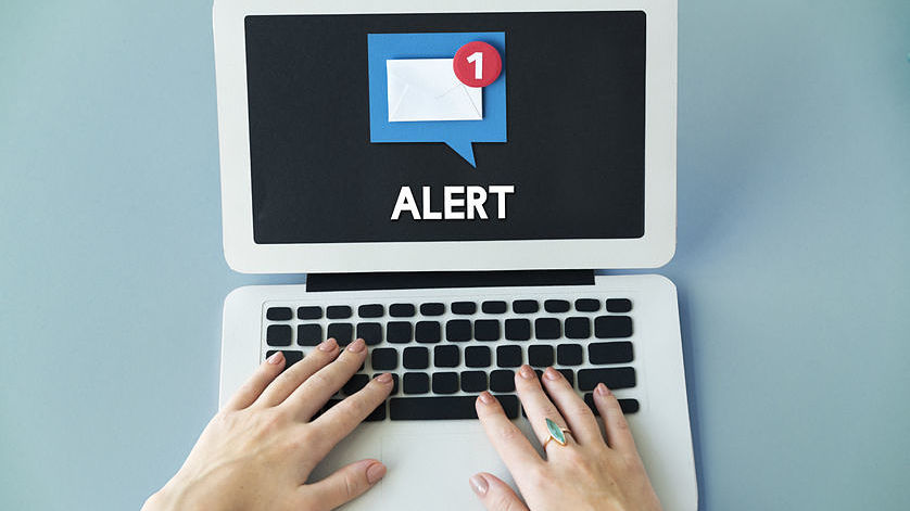 68710409 – email alert popup reminder concept alternate text for this image