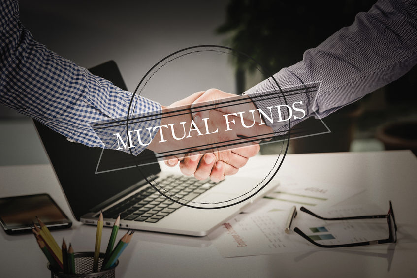 58578410 – business agreement partnership mutual funds communication concept alternate text for this image