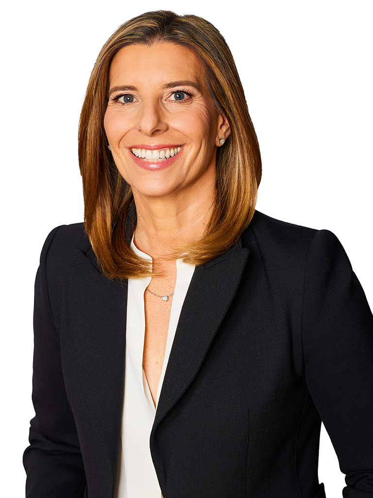 Lesley Marks_0515 Headshot 1 alternate text for this image